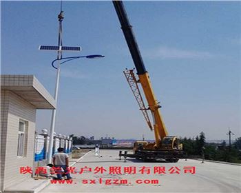 青海太陽(yáng)能路燈項(xiàng)目-山西運(yùn)城路燈